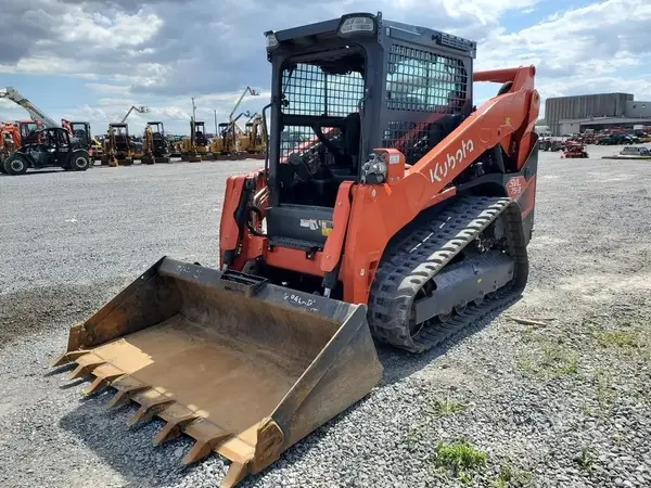 2023 Kubota SVL75-3 — photo 2