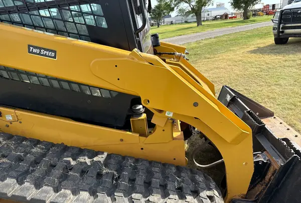 2023 Caterpillar 299D3 — photo 10