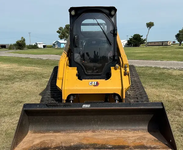 2023 Caterpillar 299D3 — photo 2
