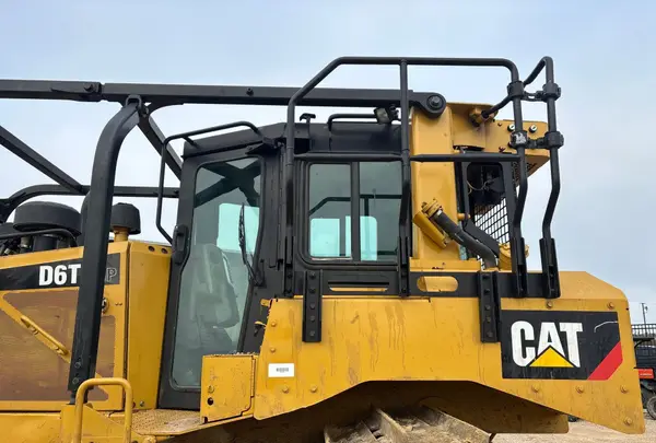 2016 Caterpillar D6T LGP — photo 8