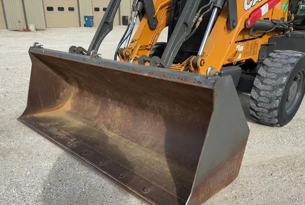 2019 Case 580 SN — photo 10