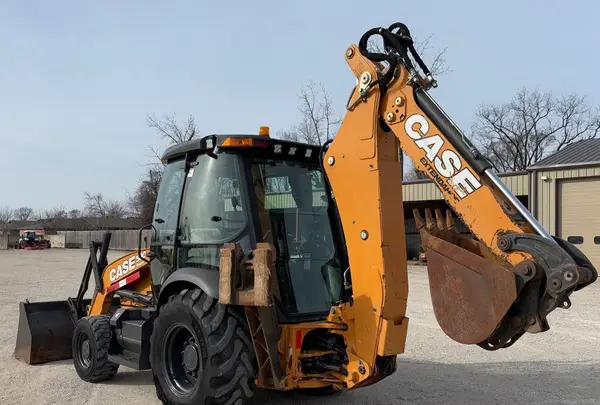 2019 Case 580 SN — photo 7