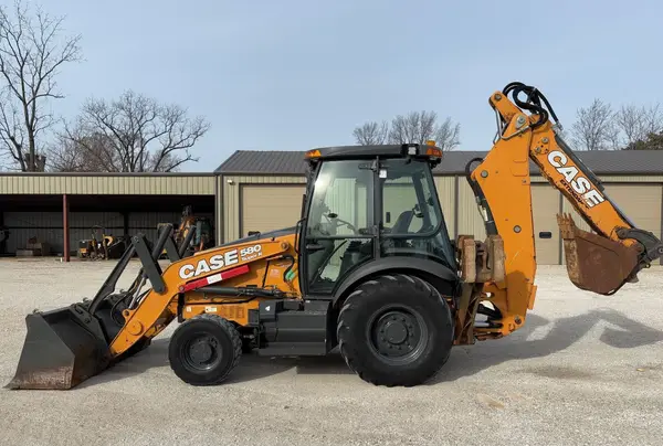 2019 Case 580 SN — photo 8