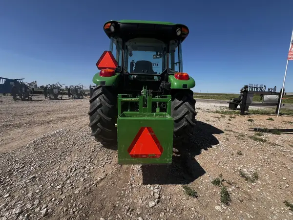 2020 John Deere 5075E — photo 11