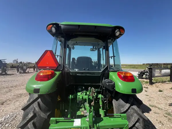 2020 John Deere 5075E — photo 14