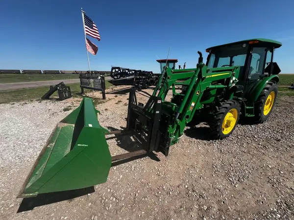 2020 John Deere 5075E — photo 5