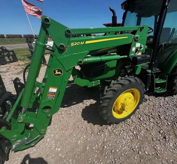 2020 John Deere 5075E — photo 6