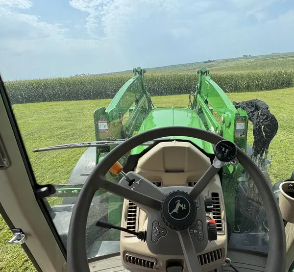 2022 John Deere 6155M — photo 14