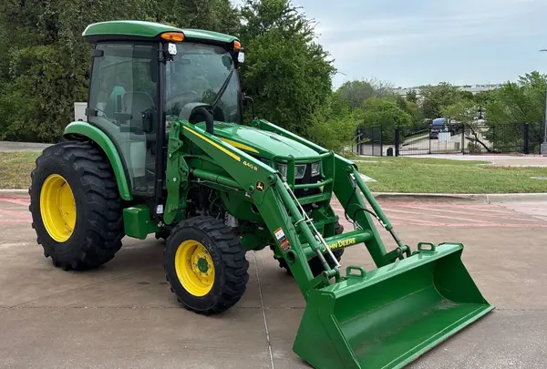 2024 John Deere 4066R — photo 3