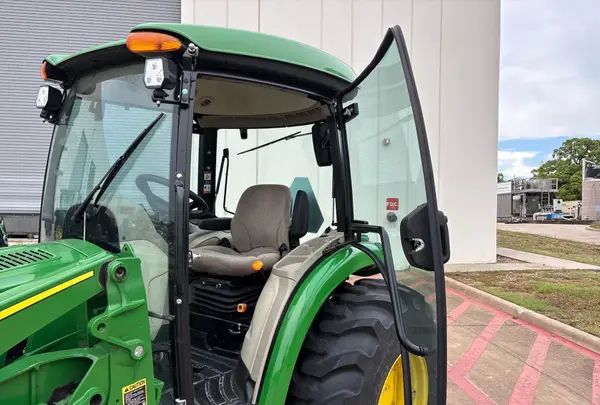 2024 John Deere 4066R — photo 9